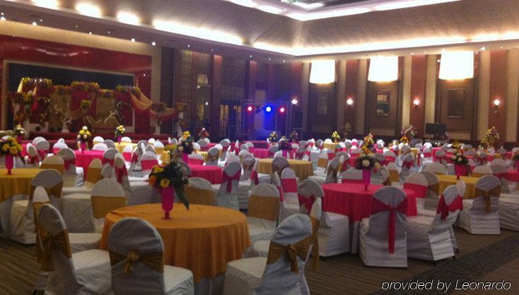 Country Inn & Suites By Radisson, Sahibabad Ghaziabad Zewnętrze zdjęcie